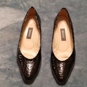 Bally Vintage Black Patent Leather Crocodile Shoes